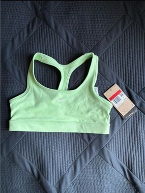 Nike girls Light Green Racerback Sports Bra